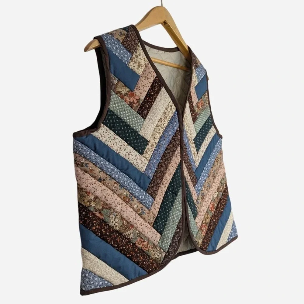 Vintage Handmade Quilted Patchwork Calico Vest Cottagecore Large